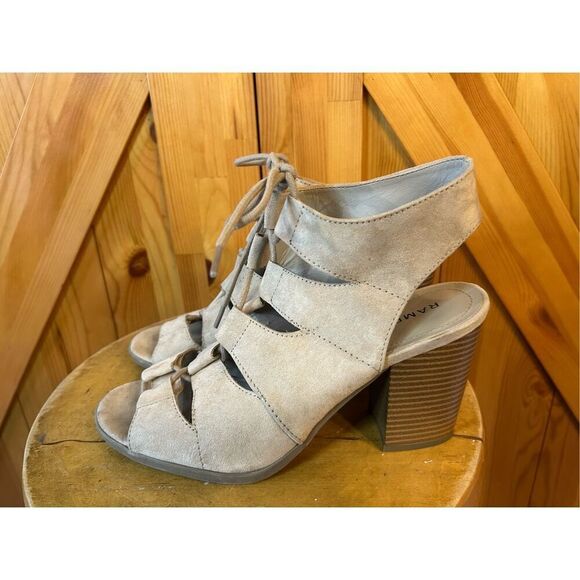 Rampage Women's Size 9.5 Emmie Strappy Heel Sandals Tan - Picture 3 of 10